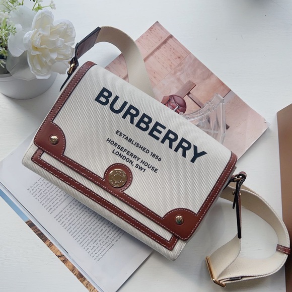 Burberry Handbags - Burberry Note Horseferry Shoulder Bag